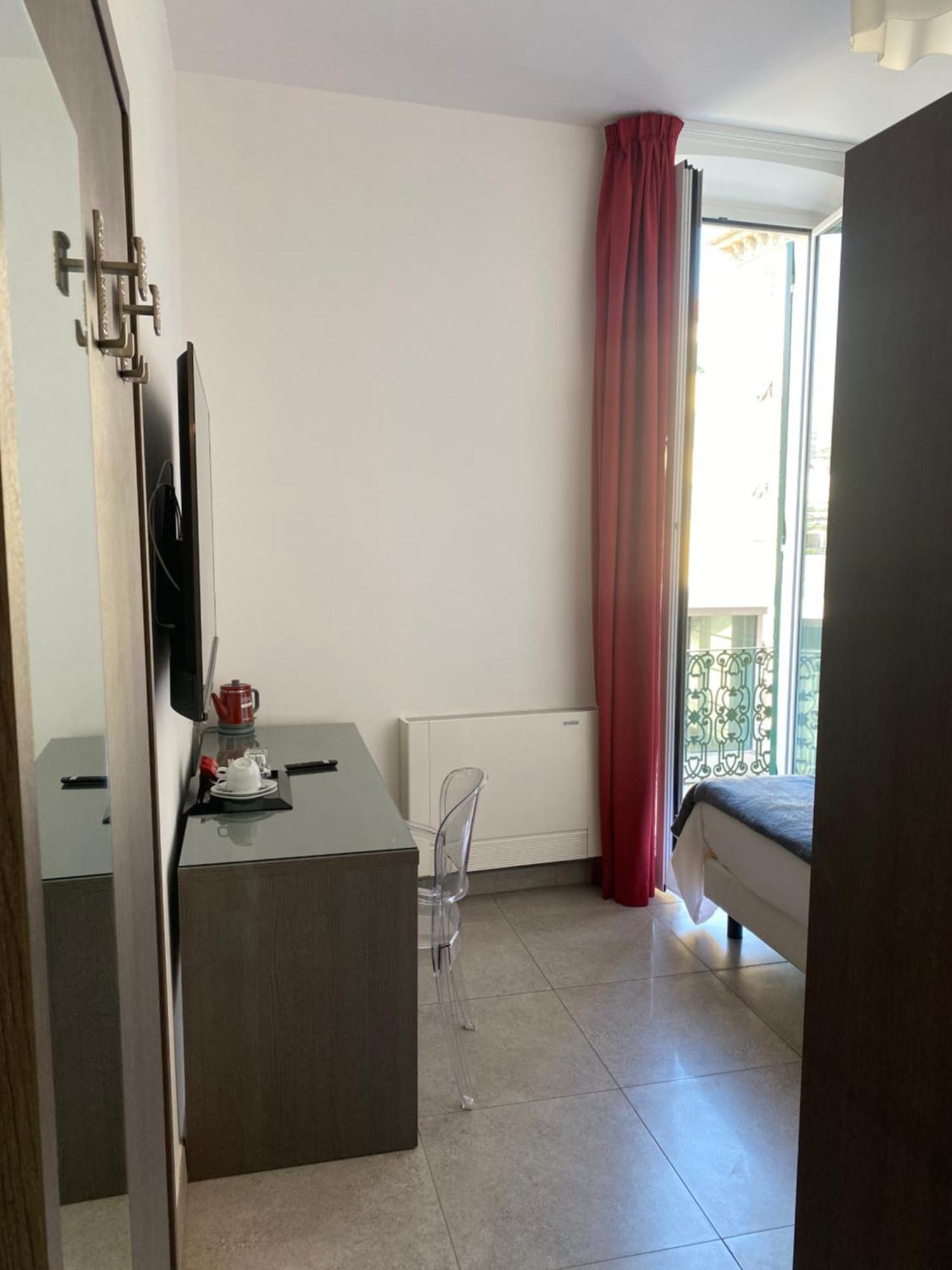 54 Rosselli Rooms La Spezia Eksteriør billede