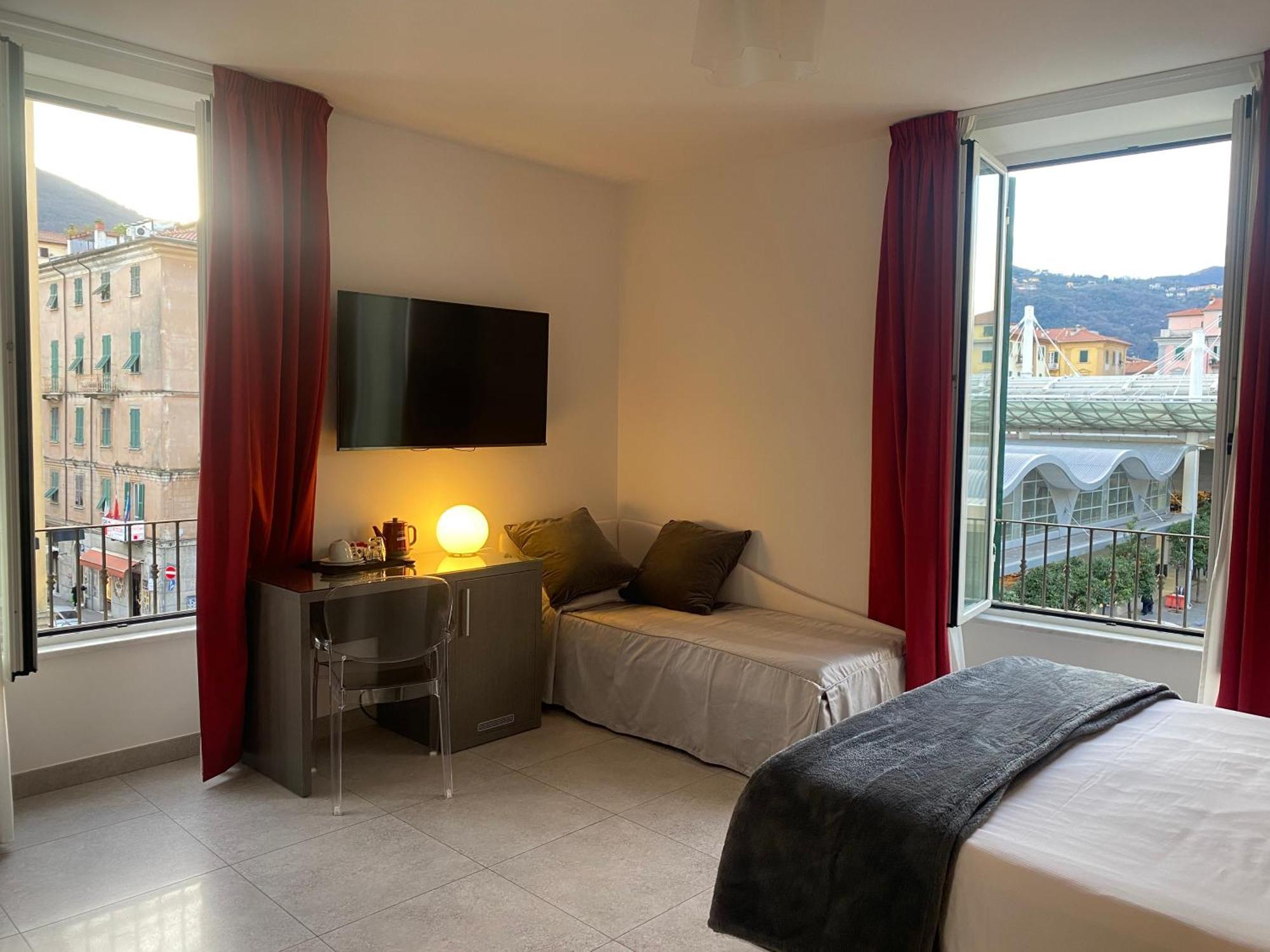 54 Rosselli Rooms La Spezia Eksteriør billede