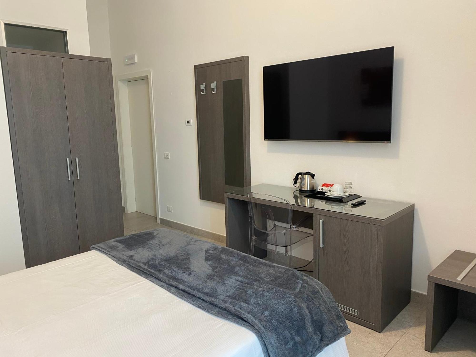 54 Rosselli Rooms La Spezia Eksteriør billede