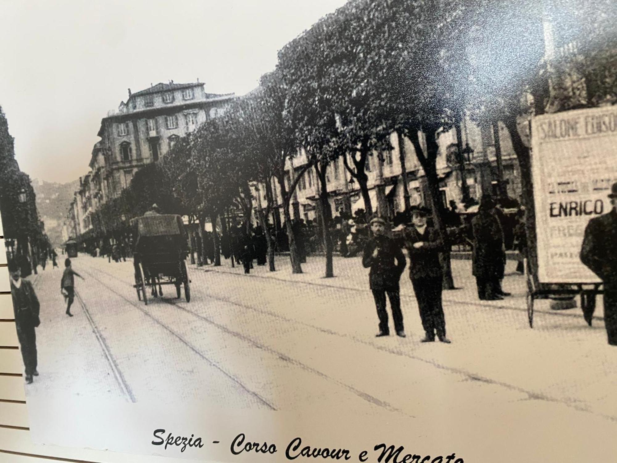 54 Rosselli Rooms La Spezia Eksteriør billede