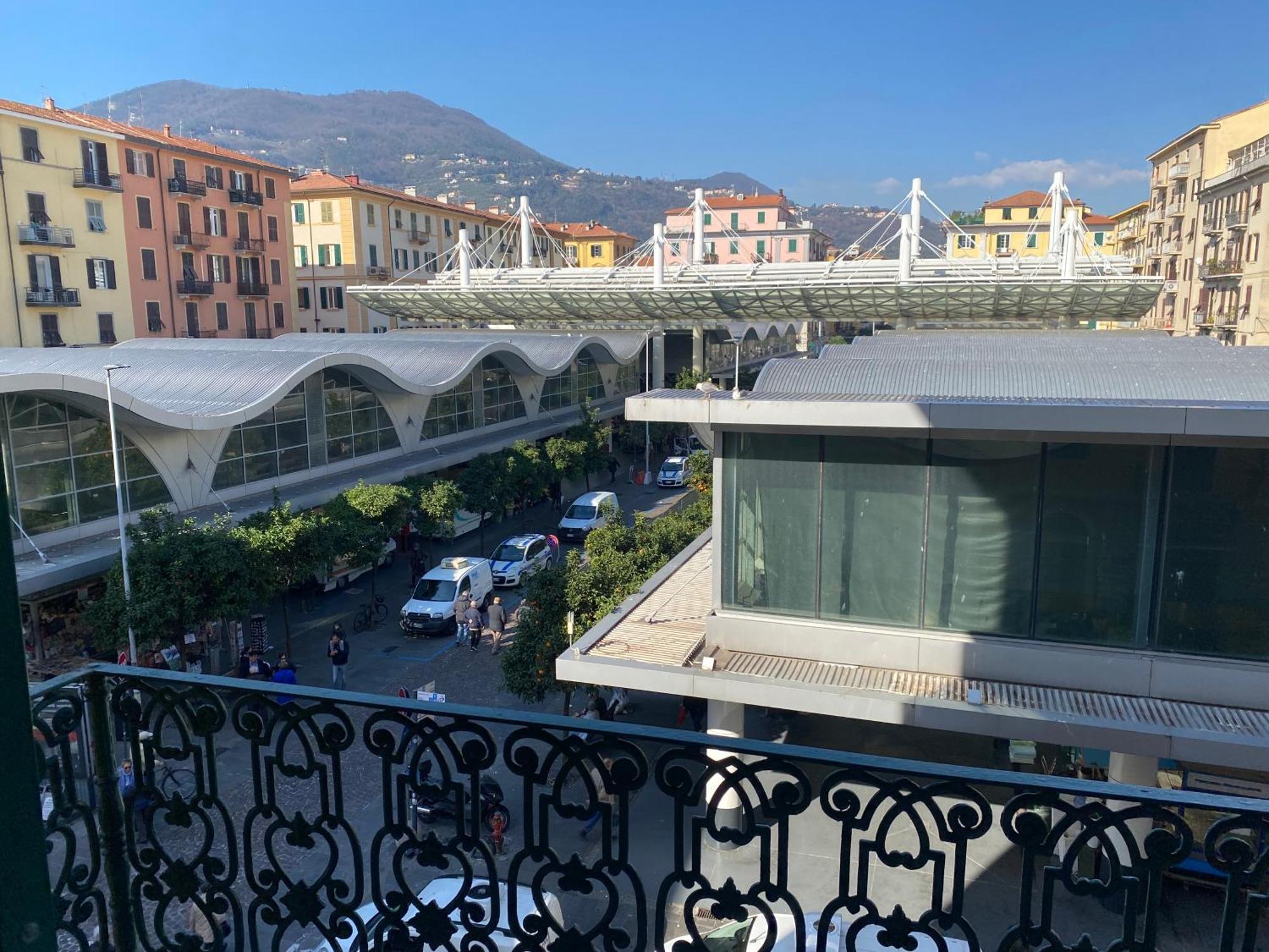 54 Rosselli Rooms La Spezia Eksteriør billede