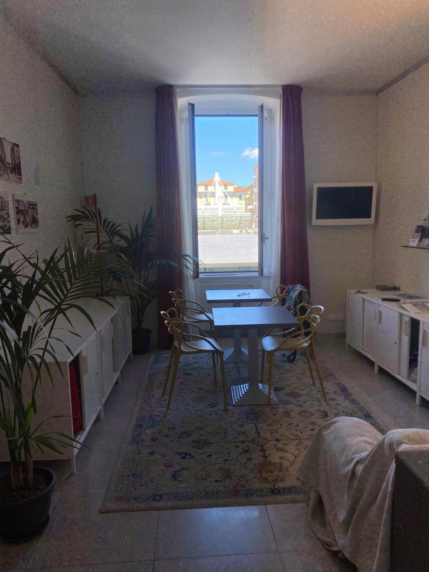 54 Rosselli Rooms La Spezia Eksteriør billede