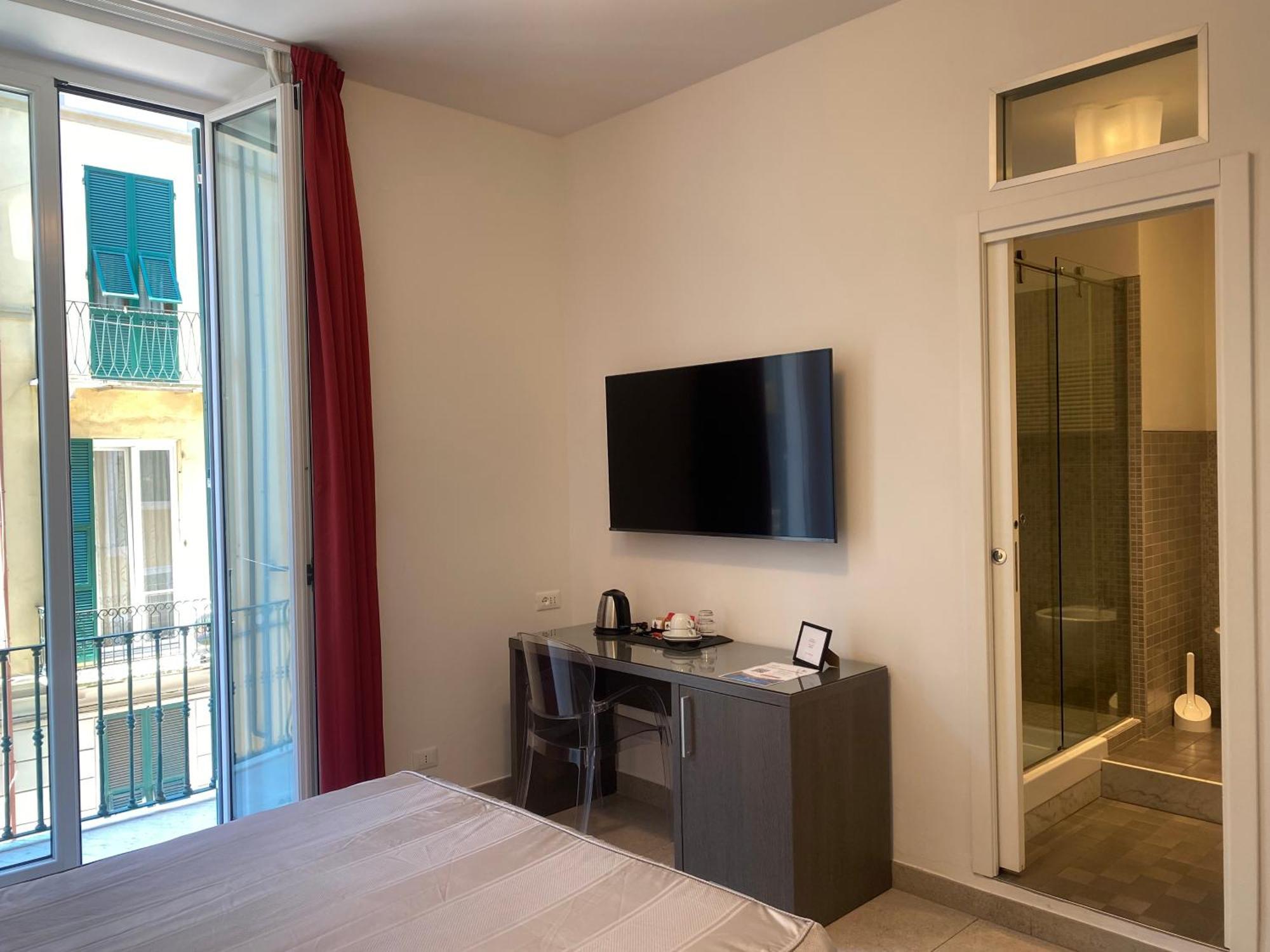 54 Rosselli Rooms La Spezia Eksteriør billede